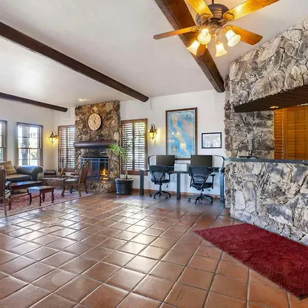 Best Western Plus Hacienda Hotel Old Town-3